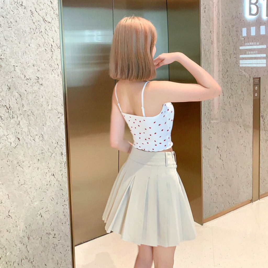 Ruffle-edged Outerwear Top With Built-in Chest Pads And A Strawberry Print