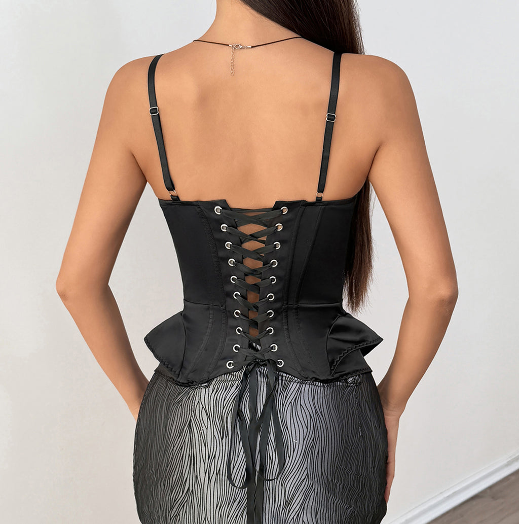 Bright Black Mesh Panel Double-Layer Hem Sleeveless Camisole With Front Design